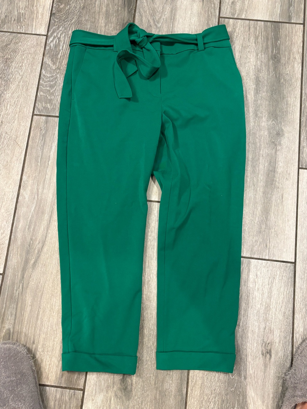 Loft Green Tie-Waist Cropped Trousers